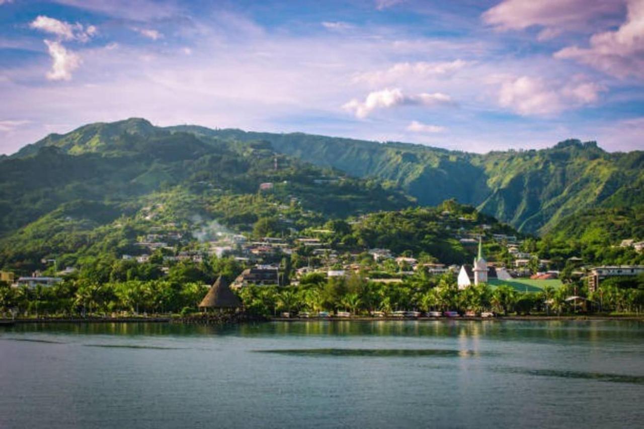 Naia Lodge Arue  ภายนอก รูปภาพ